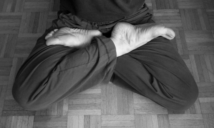 Practice yoga when traveling to stay healthy and feeling great! Practice yoga when traveling to stay healthy and feeling great!